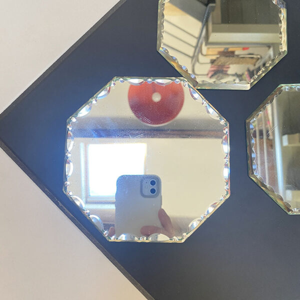 Lot de 3 petits miroirs octogonaux biseautés à poser - détail